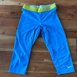 Nike Pro Combat Dri-Fit cropped leggings